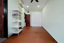 Lorong Kismis (D21), Terrace #558863431